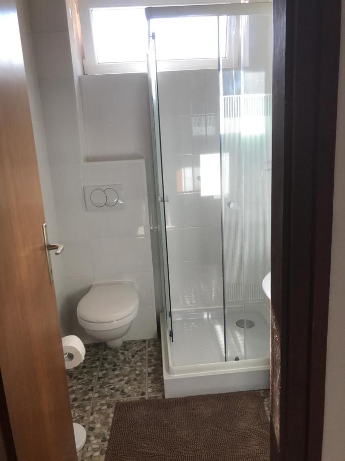 Platanus Panzió Zamárdi Acomodação com café da manhã Exterior foto